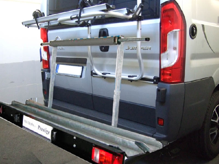 ALUTRANS prestige 1 Roller/ Motorradträger, 150kg spez. für Citroen Jumper 230/244 Bj. 1994-2006, m. AHK ALUTRANS prestige 1 Roller/ Motorradträger, 150kg spez. für Citroen Jumper 230/244 Bj. 1994-2006, m. AHK