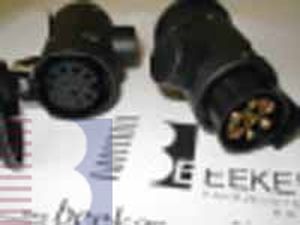 Adapterstecker 7-polig auf 13-polig Adapterstecker 7-polig auf 13-polig