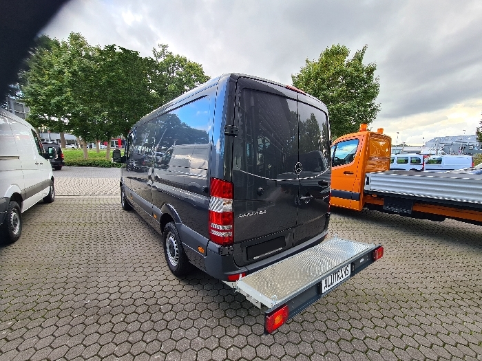 ALUTRANS KALUX Plattformträger spez. für Mercedes Sprinter 4er Bj. 2006-2018 mit AHK, m. Trittbrett, max. Fzg Länge 5,93m